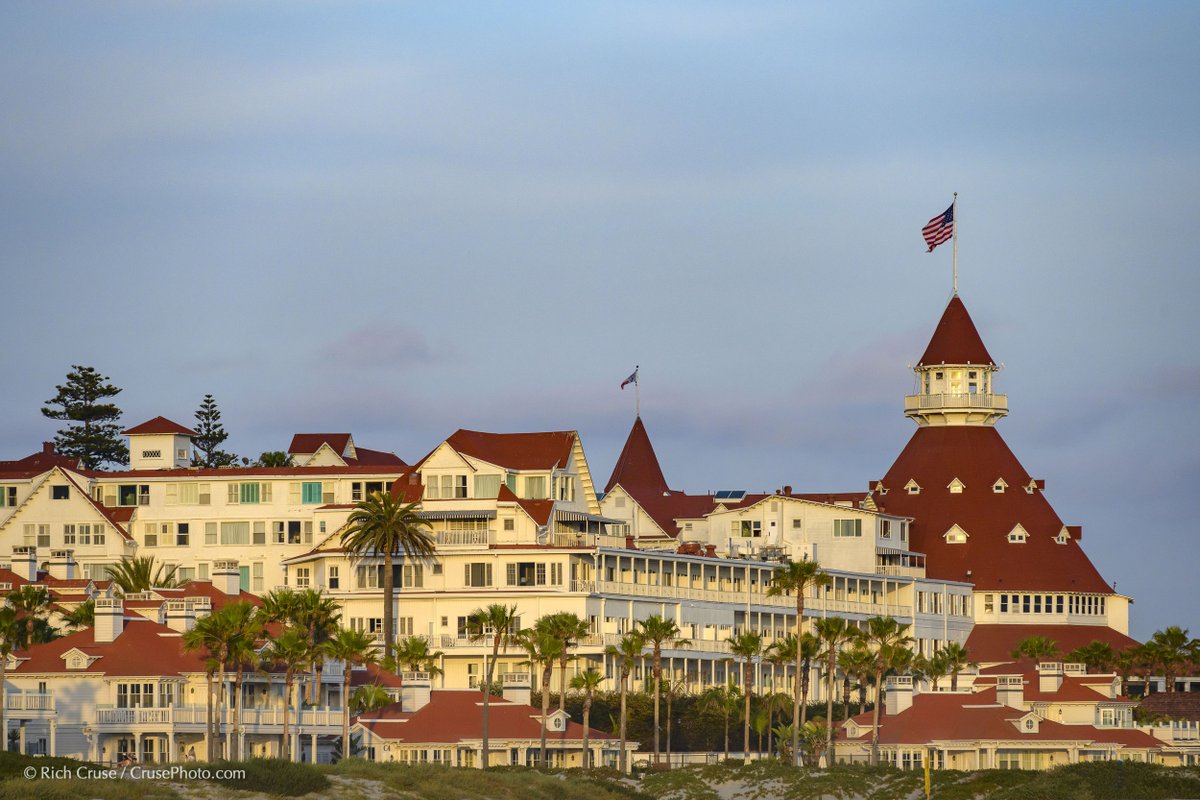 The famous Hotel @delcoronado - May 18, 2023. @visitsandiego @VisitCA @NikonUSA #StormHour #ThePhotoHour #VisitSD #SanDiegoWX #CAwx @NikonUSA #NikonZ7