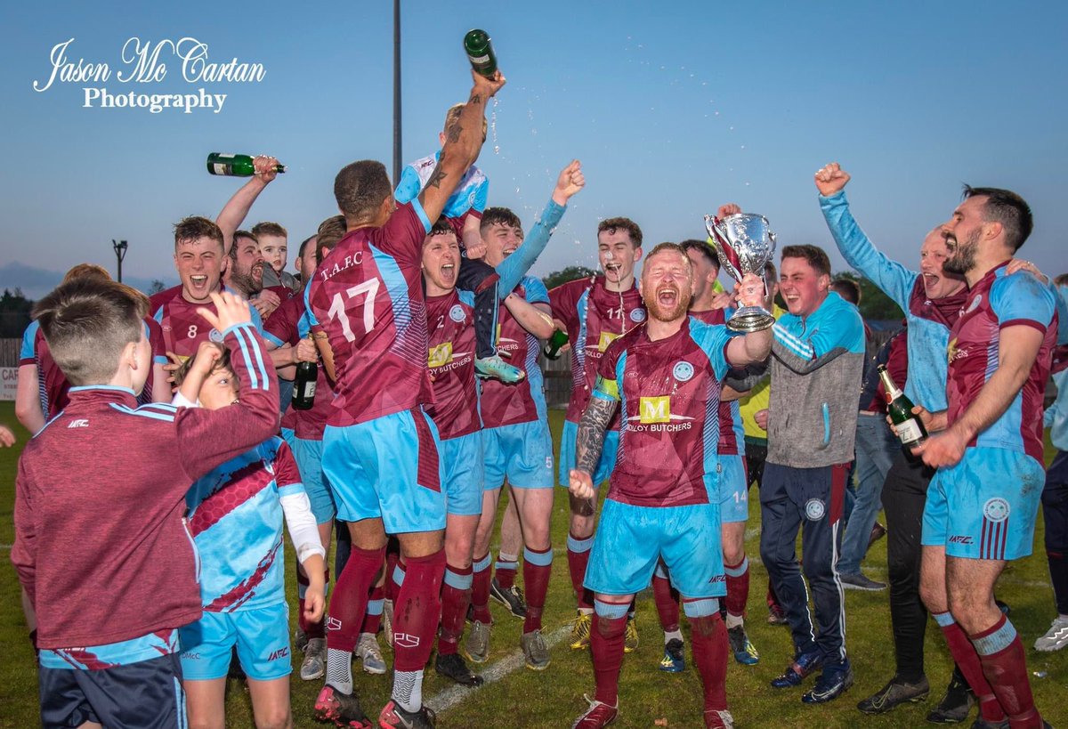 ryanhanna88's tweet photo. With the @TummeryFC season now over, I wanted to say how remarkably proud I am of everyone associated with the club. 3 in a row is an incredible achievement and it proves that big things can happen when you have a vision, have a commitment and have a dream #MrConductor 🇱🇻🏆🏆🏆 https://t.co/Uj8bXVyA8y
