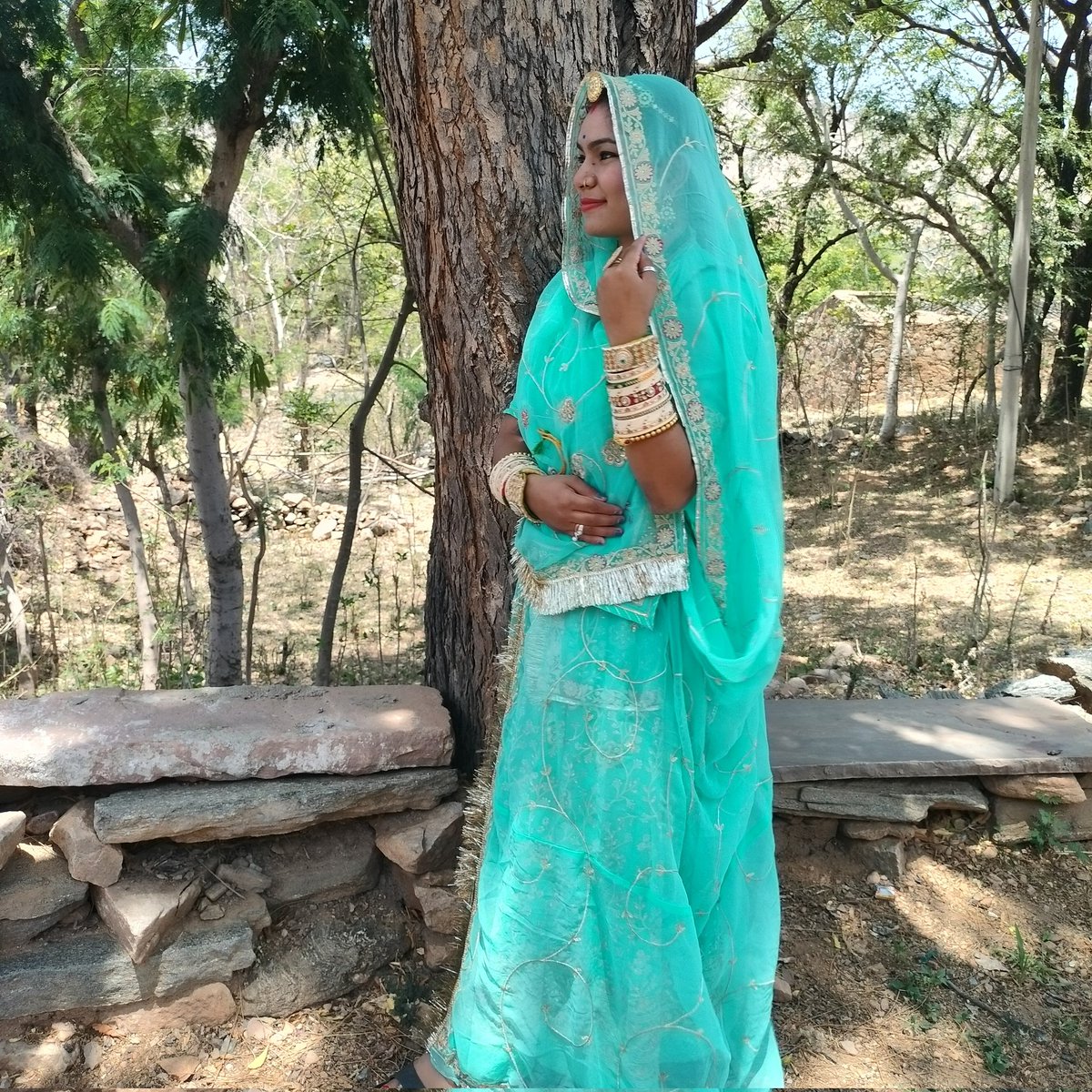 MeghwalDevika's tweet photo. #NewProfilePic https://t.co/FPICrgbcv1
