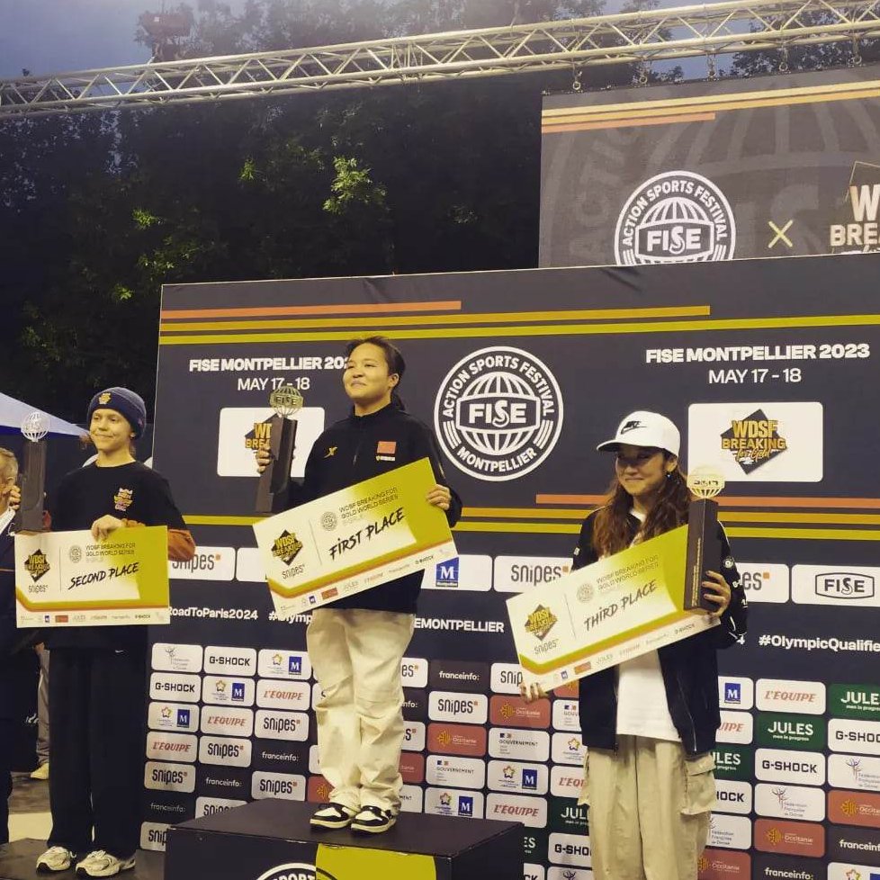 sportnchillrcm's tweet photo. Finales @WDSF Breaking For Gold - FISE 2023
B-girls:
🥇671🥈Nicka🥉Amy
B-boys:
🥇Phil Wizard🥈@bboy_Shigekix🥉@bboygravity

#FISEMontpellier #Olympics #Paris2024 https://t.co/K3R12ROISz