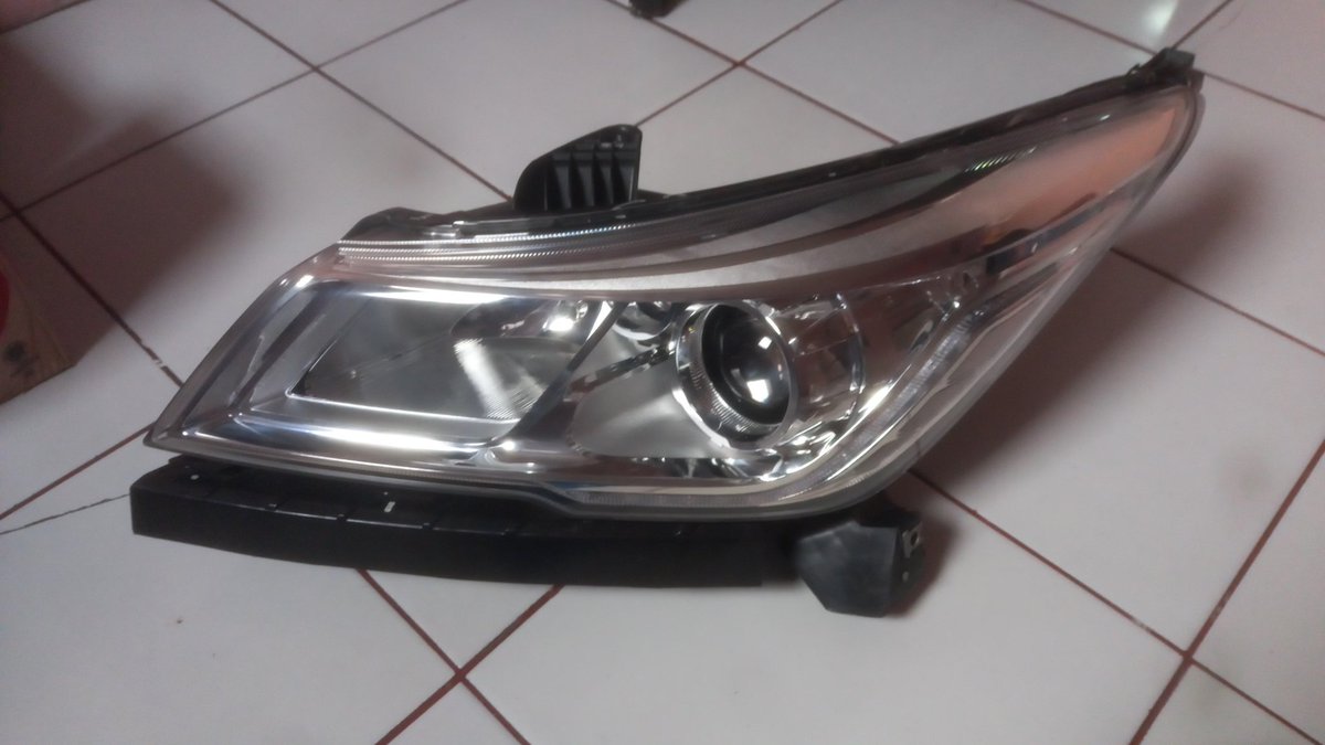 Genmobilindo's tweet photo. Headlamp Wulling Cortez 2018, Copotan Original
IDR : 2,450,000
Wa : 0813 2412 8097
NB : Kondisi siap pakai https://t.co/Oi6PycZBhs