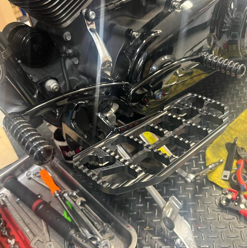 8mcStaff's tweet photo. @jokermachineinc 
#eightmotorcycle 
#harleydavidson 
#ハーレー男子 
#ハーレー女子 
#clubstyle 
#speedcruiser 
#performancebagger 
#performancebaggers 
#areaeightpointfive 
#二宮町 
#神奈川 
#アガベ 
#アガベチタノタ https://t.co/hMIhH1722N