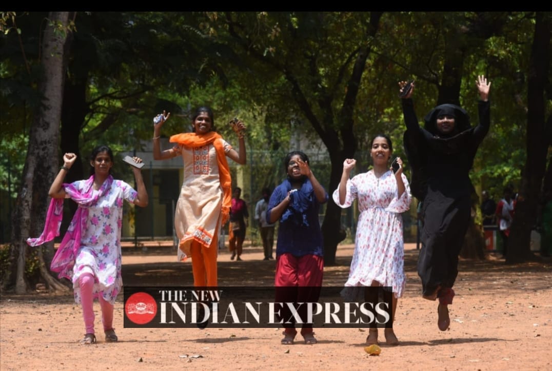 Students of 10th standard celebrate after seeing the results of 10th today in  Chennai on 19.5.23.Express/P.Ravikumar