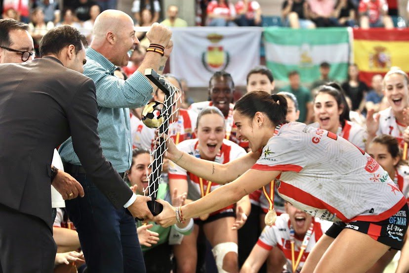 BMCostaAlmeria's tweet photo. viviendo un sueño de ORO ❤️‍🔥 https://t.co/9boCatS1W6