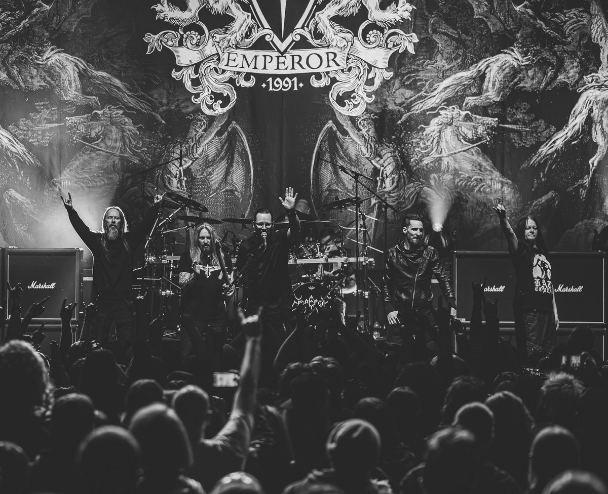 ImagingOdin's tweet photo. In The Nightside Eclipse
•
•
@Ihsahn_official @samothofficial @SoundworksTours @DirectTouring @ForumMelbourne
#emperor #blackmetal #inthenightsideeclipse #ihsahn #Samoth #emperorband #concertphotography #livemusic #odinimaging https://t.co/kMjiVLWmwm
