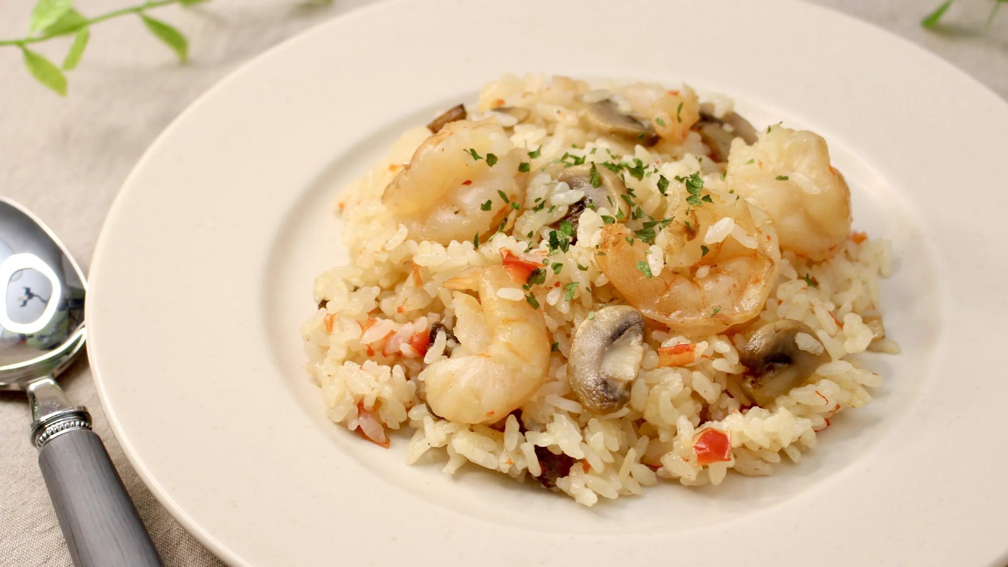 ピラフはお家でも簡単に作れちゃう？！とっても美味しそうな「ピラフ」のレシピ！