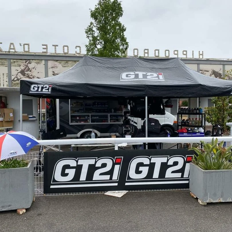Deuxième jour du Rallye Antibes Cote D'Azur, retrouvez le camion GT2i, Sébastien et Pierre sur le parc d'assistance à l'hippodrome de Cagnes-sur-Mer ! 

#GT2i