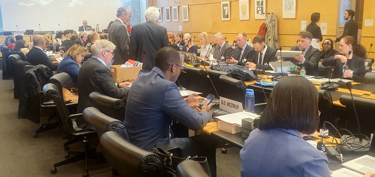 Juliet Harris 🧡 tweet media