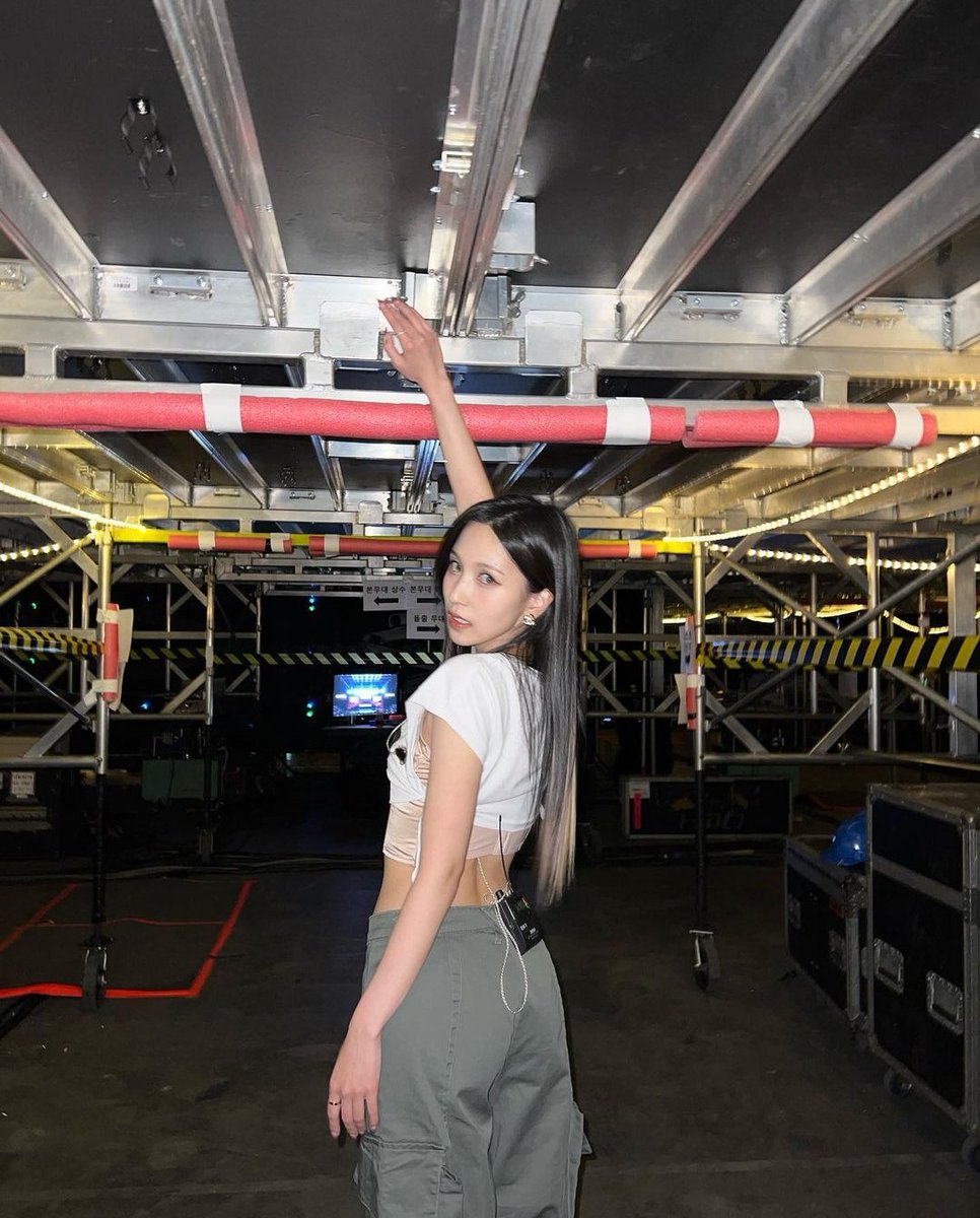 rminarin's tweet photo. (delete soon) な。aku udah ga tau lagi mau put caption apa.... Read: yang pinter caption upchar peka dong 👉🏻👈🏻 https://t.co/5yQOJEprzO
