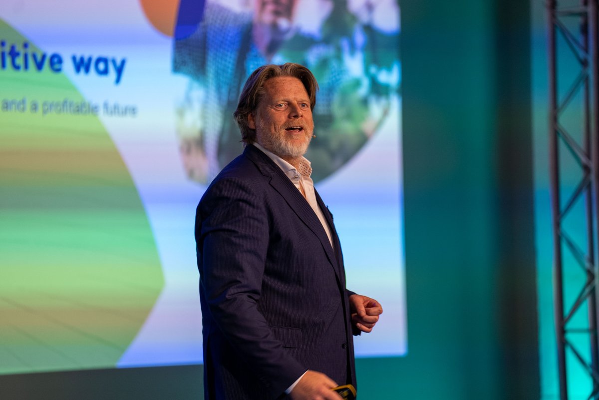 Bio_Markets's tweet photo. This week we're remembering our favourite inspirational moments from #WBM23.

Were you there for the opening keynote speech from @Royal_Cosun ?

Read more here https://t.co/fDY2r5SMzm

#circulareconomy #powerofplants https://t.co/6b1IIf0Fdq