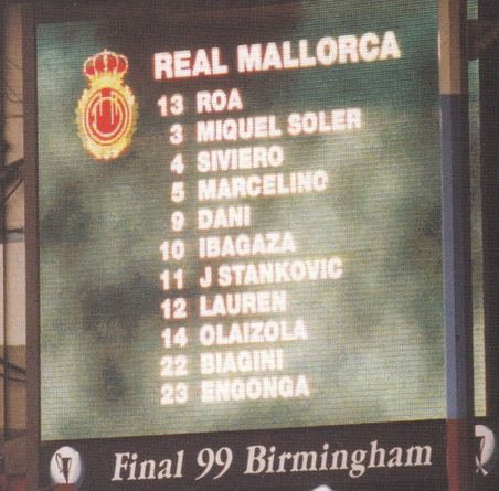 elzotes's tweet image. Crec que ja ho he dit altres vegades, però un 19 de maig, toca. 

He estat a totes les finals que ha jugat el @RCD_Mallorca i aquesta va ser la més gran i la que menys greu em va saber perdre. No es pot explicar l'orgull de veure 8.000 barralets a Birmingham. 

I quin #equipasso!