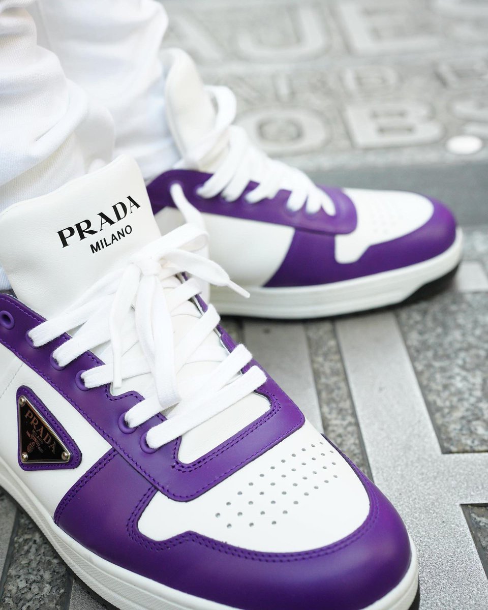 onlykianei's tweet image. So Much Prada You Aint Gotta Be Prada Me

#MASTERED
#NYUGrad💜