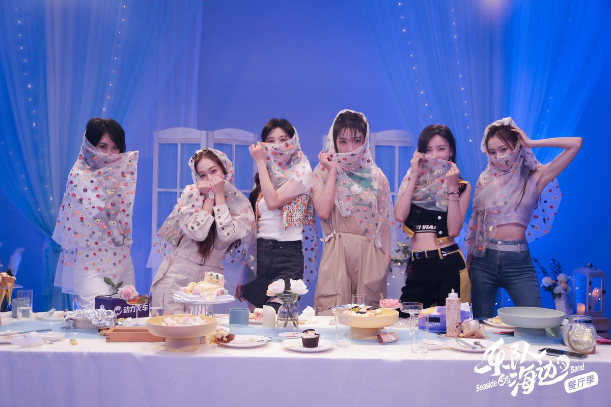 sulli_jilrin's tweet photo. missing this Band of the seaside.
#SeasideBand
@mangotv 2nd season when? https://t.co/MhhVeH9fJn