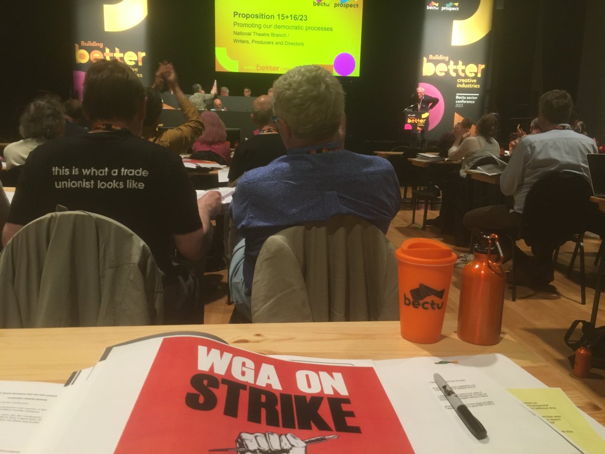 Film Strike for Climate (@strike_film) on Twitter photo Solidarity with <a href="/WGAWest/">Writers Guild of America West</a> <a href="/WGAEast/">Writers Guild of America East</a> last weekend at the <a href="/bectu/">Bectu</a> yearly conference.✊✊
TrashFuture podcast about the strikes:
open.spotify.com/episode/1RbaI8… Solidarity with <a href="/WGAWest/">Writers Guild of America West</a> <a href="/WGAEast/">Writers Guild of America East</a> last weekend at the <a href="/bectu/">Bectu</a> yearly conference.✊✊
TrashFuture podcast about the strikes:
open.spotify.com/episode/1RbaI8…