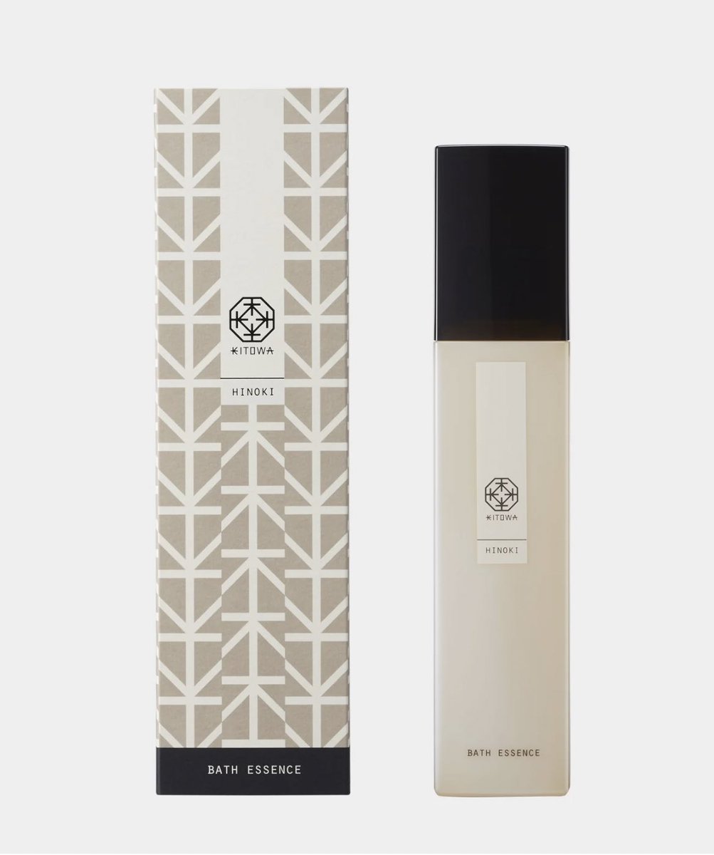 olchan_sub_'s tweet image. 田中みな実様とさっしーが小田切ヒロさんにプレゼントしてたKITOWAの入浴剤半端ない､､､『高級温泉宿の香りみたいで温泉行った気分になれてヤバい』とみな実様も大絶賛。お肌とぅるとぅるなるし、リッチなヒノキの香りと乳白のお湯で疲れぶっ飛ぶ。プレゼントにも◎だし、これ貰ったら100%惚れる。