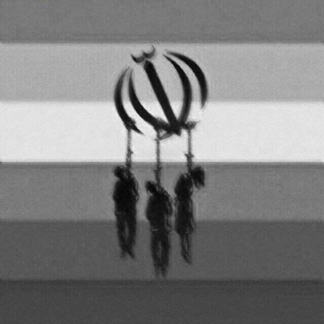 Faeqeee's tweet photo. در تاریخ بنویسید در کشوری که قاتلان ریاست می‌کنند 
بیگناهان رو اعدام میکنند.
#خانه_اصفهان https://t.co/FBPgXKJWpt