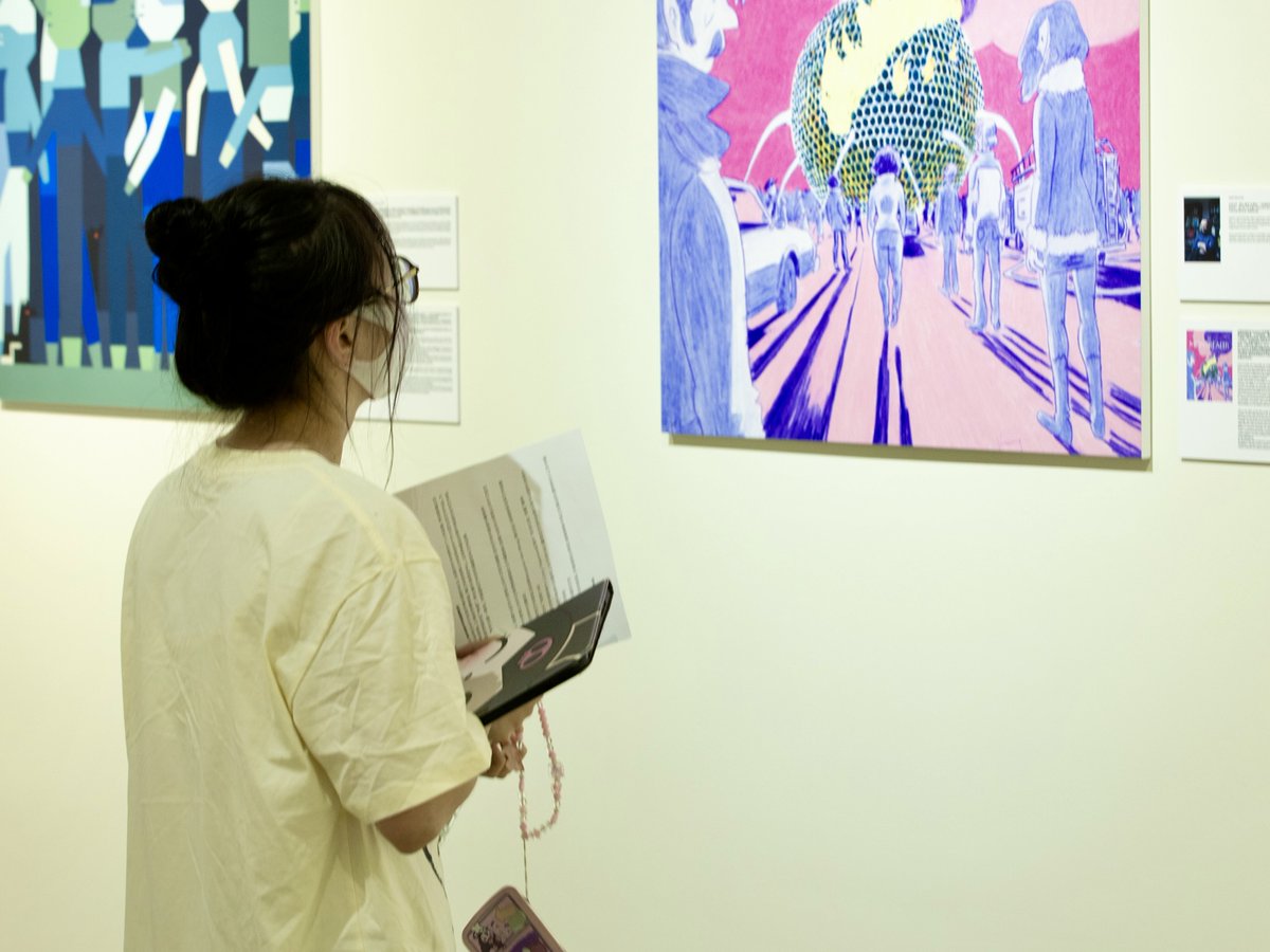 CanadaChina's tweet photo. . @canjenmay welcomed guests at the opening of "Le Montréaler" exhibition at #TianjinDesignWeek.    Showcasing the work of 62 🇨🇦 artists &amp; the culturally diverse, vibrant city of #Montreal. https://t.co/EnPoLhhHFx