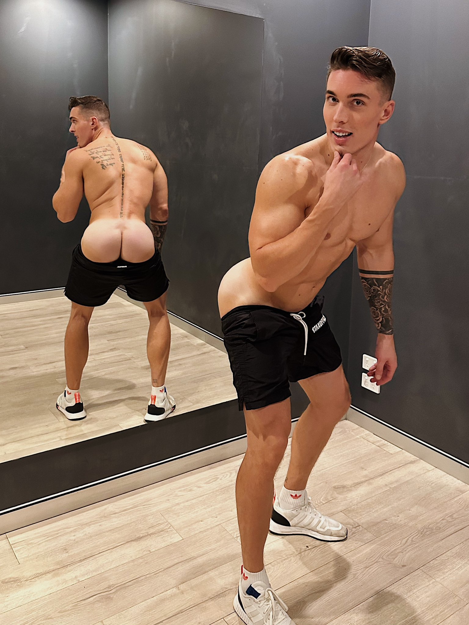 JJ 🚀 on X: this ass better reach the for you page 🍑  t.coxz0RrJpEPK  X