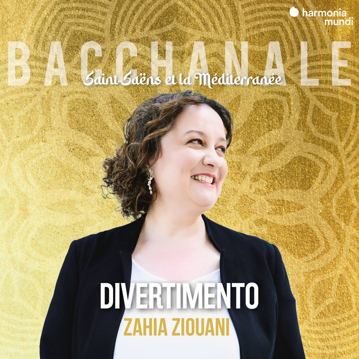 ZahiaZIOUANI's tweet photo. Ravie de vous annoncer la sortie de « Bacchanale » !

J’y ai consacré beaucoup d’énergie. Pour vous. Pour la musique.

🎧Embarquez pour un périple méditerranéen où dialoguent des œuvres de Camille Saint-Saëns avec leurs sources d’inspiration locales : https://t.co/IPAQaFYufv https://t.co/r2xop9VfF2