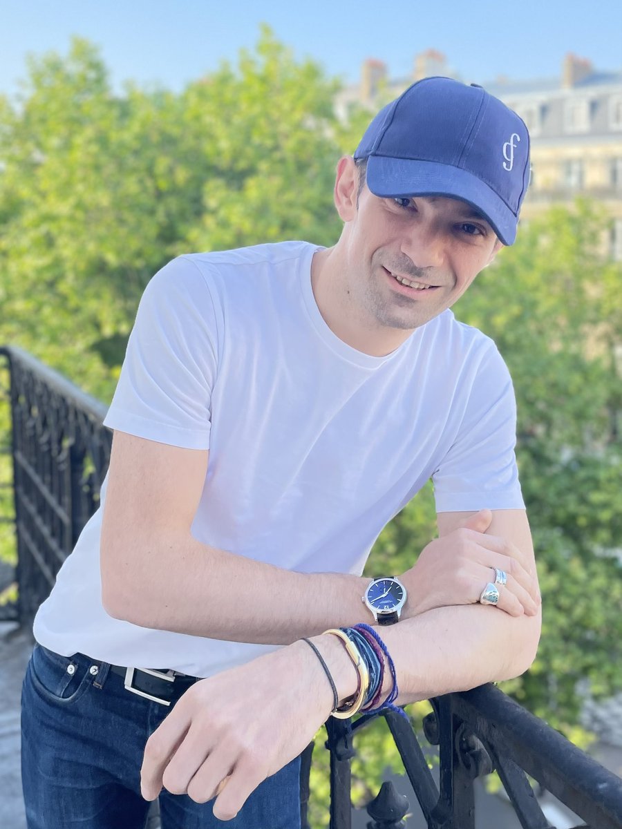 La nouvelle casquette de la <a href="/FondationGC/">Fondation Gautier Capuçon</a> est arrivée 🧢 !