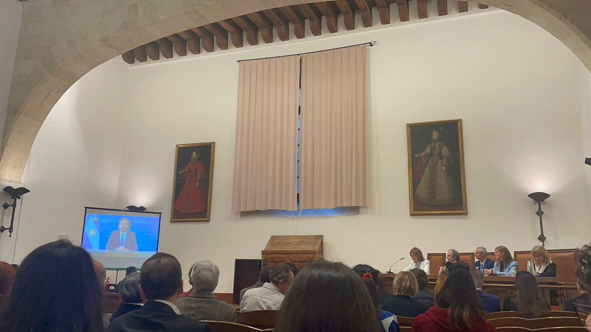 ascipo_usal's tweet photo. Comienza el acto: “Lanzamiento de la Cátedra Argentina en la Universidad de Salamanca” https://t.co/JV1q8VDEel