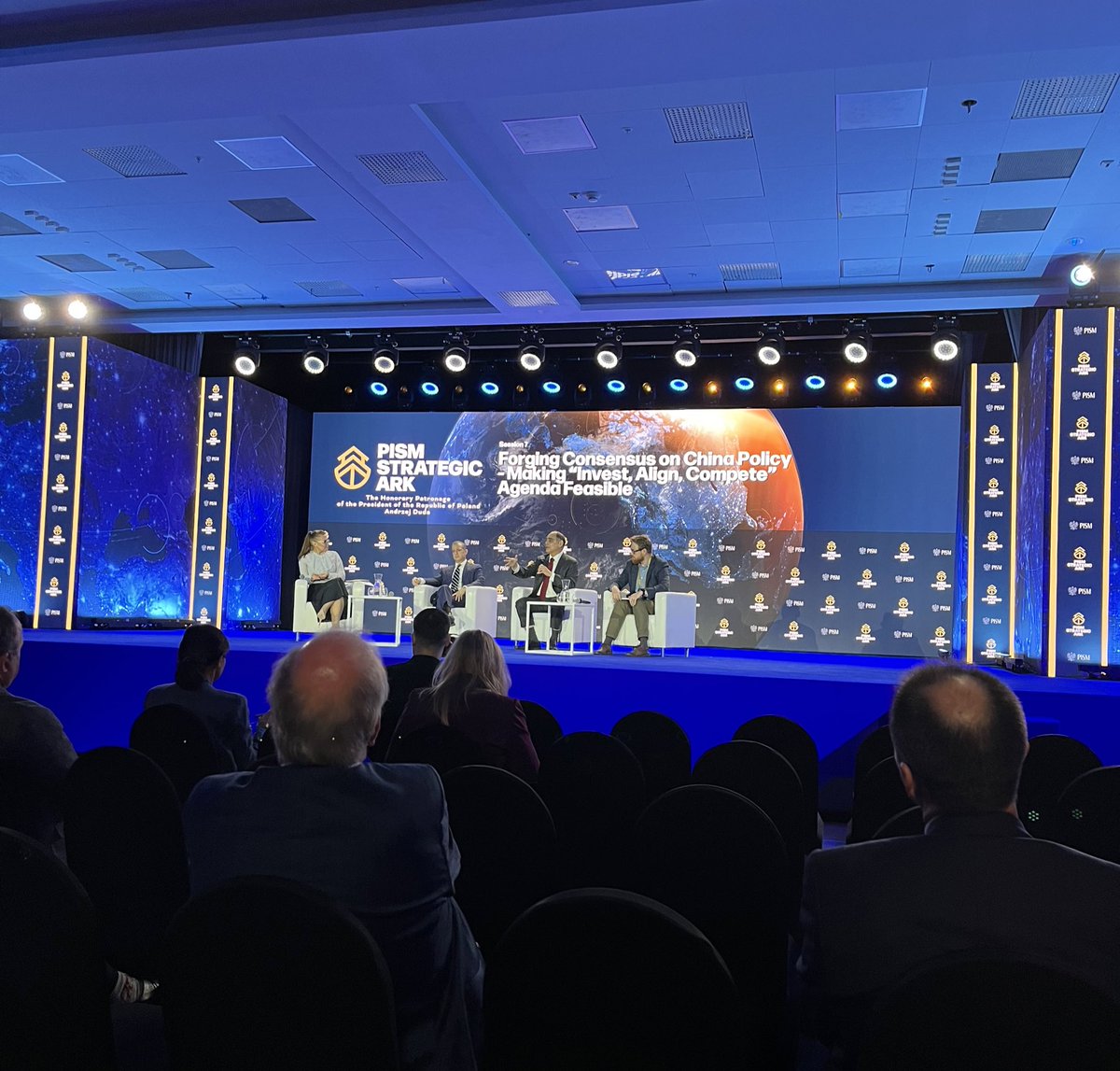 denkolesnyk's tweet image. « Il n’y aura pas de pivot vers l’Asie, parce qu’il n’y a rien à faire pivoter. » - @Strategic_Ark #Strategic_Ark