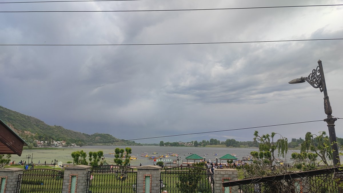 Peerzada_Shayek's tweet photo. Tourist Place #Mansbal
Mansbal is situated at Ganderbal District which is one of the beautiful place because of its lake namely Mansbal Lake.
#kashmir
#tourism
#Twitter
#Trending
#TrendingNow
#beautiful
#beauty
#water
#river
#sea
#nature
#JammuAndKashmir
#tourismnews
#tourist https://t.co/GYMeKHmIQG