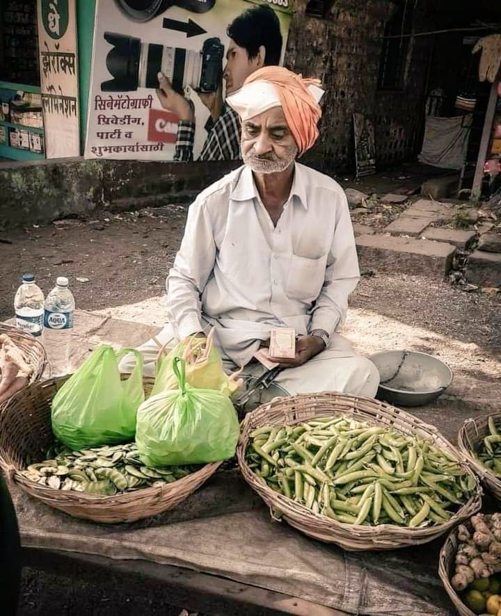 AdatraoDilip's tweet photo. महाभारत स्वतःच्या मनाशी असलं तर ते स्वतःलाच लढावं लागतं...
आपणचं आपलं कृष्ण बनावं लागतं आणि आपणचं आपल अर्जुन...✅💯❣️ https://t.co/kw4KMffF58