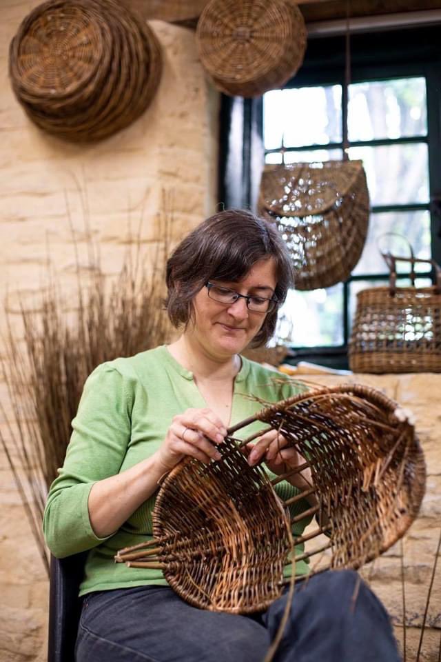 Willow weaving at @NantgarwCW  c1820 from Thomas Pardoe’s Sketchbook (courtesy @AmgueddfaCymru) and willow weaving at NantgarwCW  today with @HattonWillow Hatton. Plus ça change, plus c'est la même chose #basketmaking #willowweaving