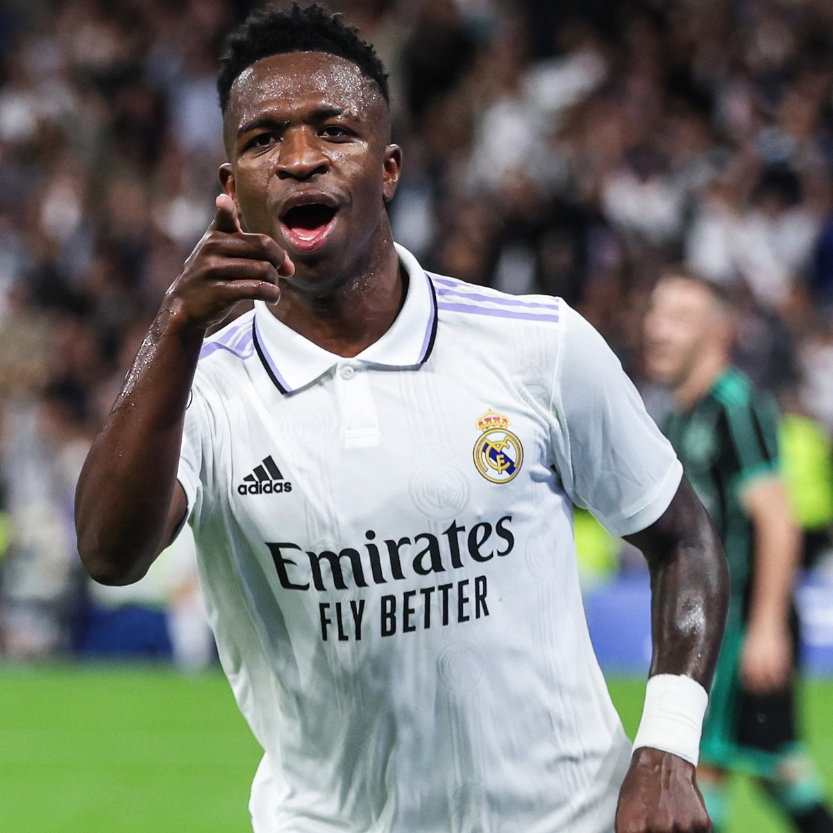 ⚠️Atento !!⚠️ Si durante TOTS Santander, consigo sacar en mi cuenta a don Vinicius JR... 
Sorteo una tarjeta de 30€ entre todos los que:
- Deis RT a este Twitt
- Me sigáis en Twitter
- Me sigais en Twitch twitch.tv/ernesingame