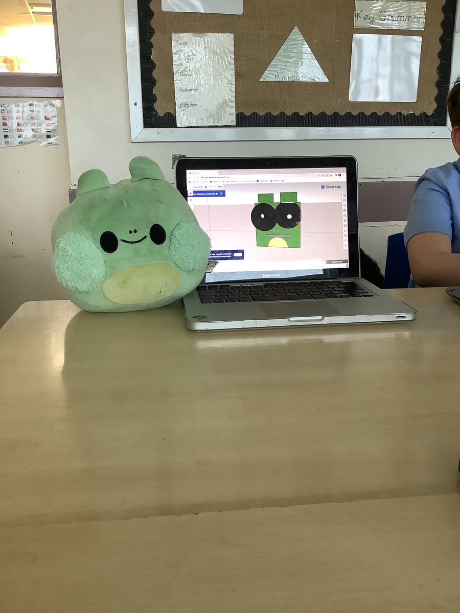 oli_year5's tweet photo. Year 5 really enjoyed working with Mr Moffat creating 3D models using CAD 💻 @csergeant3 #olipcomputing https://t.co/i3AX4qSBSz