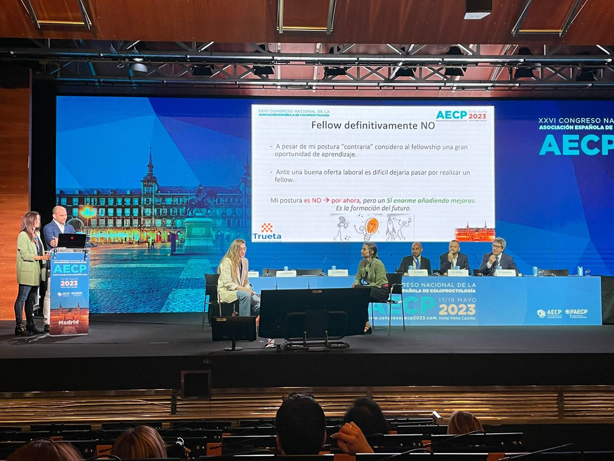 AECP_FAECP's tweet photo. Se abre uno de los bloques más esperados, el de la Mesa del Grupo Joven de la AECP con el debate sobre fellowship SI #TamaraFernandezMiguel 🥊 NO @Escataq. Qué pensáis? Votamos un situ! #CongresoAECP2023 https://t.co/RHmm6b8hTd
