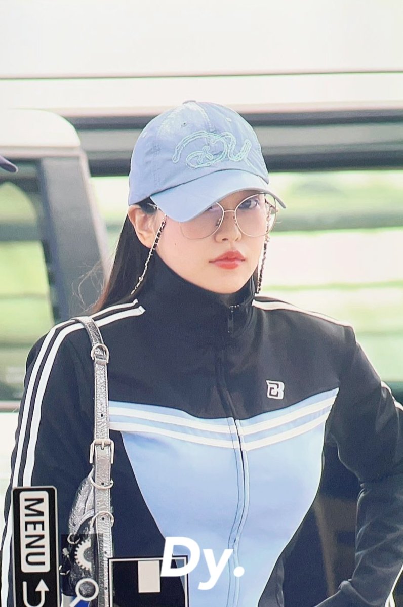 dairyeri0305's tweet photo. 230519
++

#예리 #YERI #RedVelvet #레드벨벳 https://t.co/NSD5WFscNS