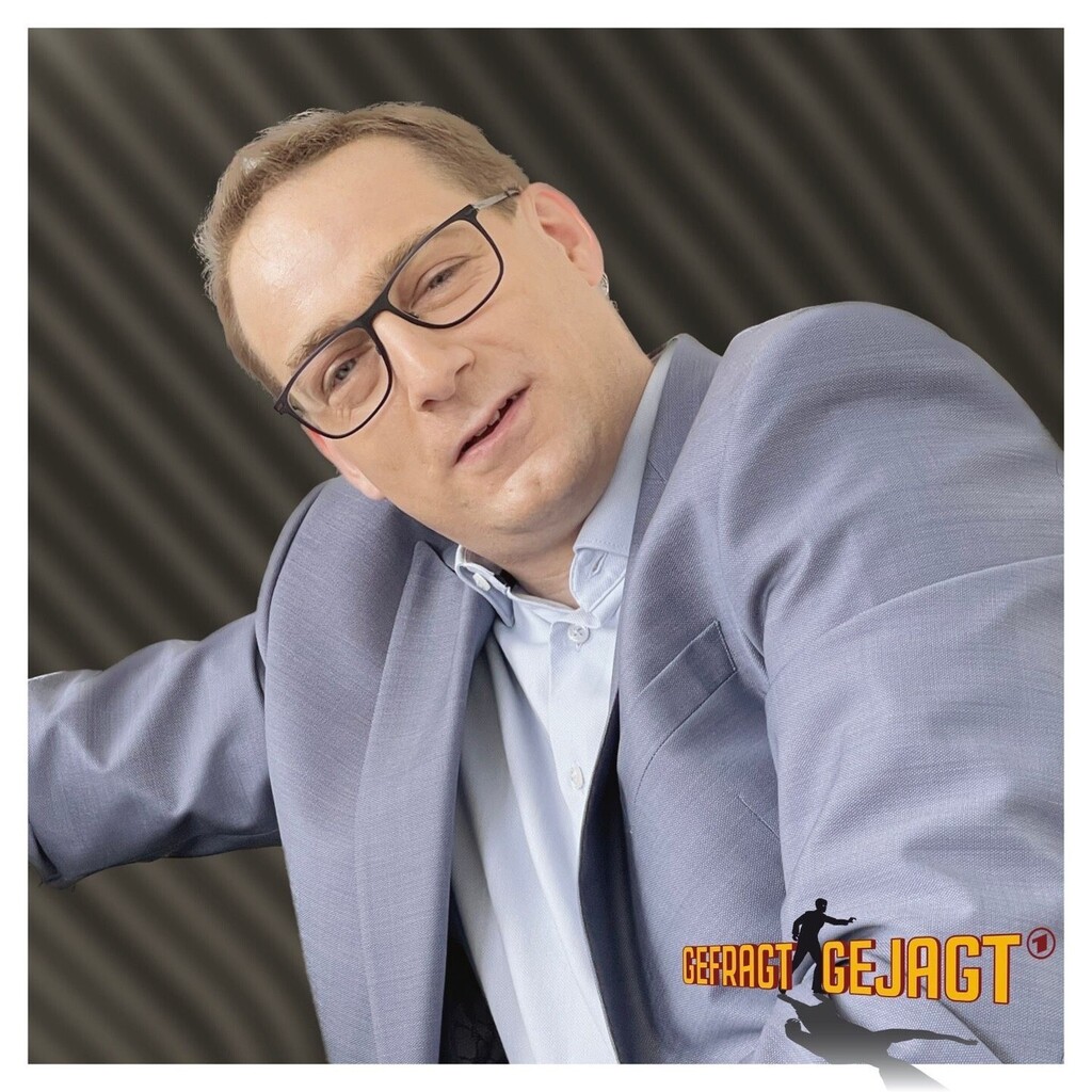 Die Wartezeit auf eine neue Staffel von #GefragtGejagt als Foto. Danke, Manuel.❤️👏