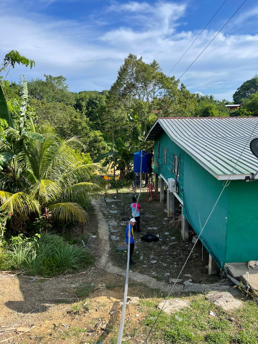 Gerak kerja bantuan keperluan air ke tangki statik dan dari rumah kerumah dan kawasan mengikut jaduan urutan ke kawasan yang terlibat gangguan air dikawasan daerah Wp.labuan 18.05.2023 (Ahad) 
 #jasakepadarakyat 
#mekanikaljkrlabuan
<a href="/SuhaizadS/">Mejar (B) Ir Suhaizad Sulaiman</a> <a href="/RENOGK12/">RENO GK</a> 
<a href="/kcombat76/">Nordin KCombat76</a> <a href="/JKR_CKM/">JKR CAW. KEJ. MEKANIKAL</a>