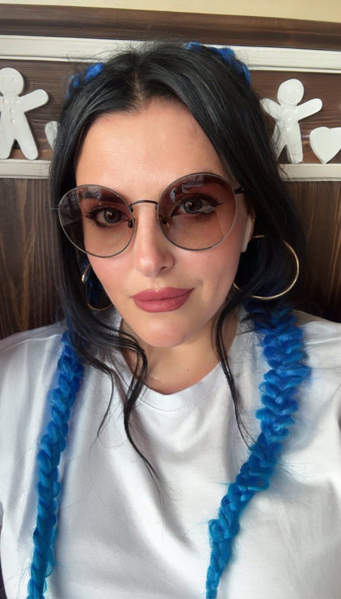 Зая Бала 🌞 on Twitter: "Злая мать не кормит ребенка дома. Не готовит. И ...