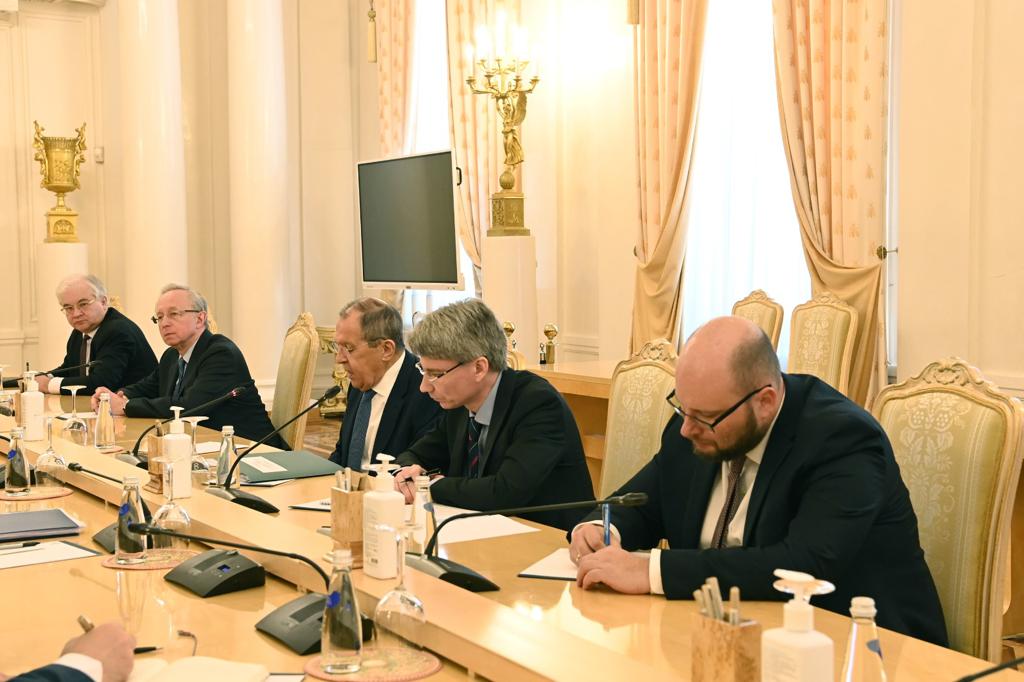 AzerbaijanMFA's tweet photo. The delegation led by Foreign Minister of #Azerbaijan @Bayramov_Jeyhun met with Foreign Minister of the Russian Federation Sergey Lavrov in Moscow.

Ministers discussed issues related to bilateral and regional agenda, &amp; perspectives of peace efforts between Azerbaijan &amp; Armenia. https://t.co/PK0IKfv52H