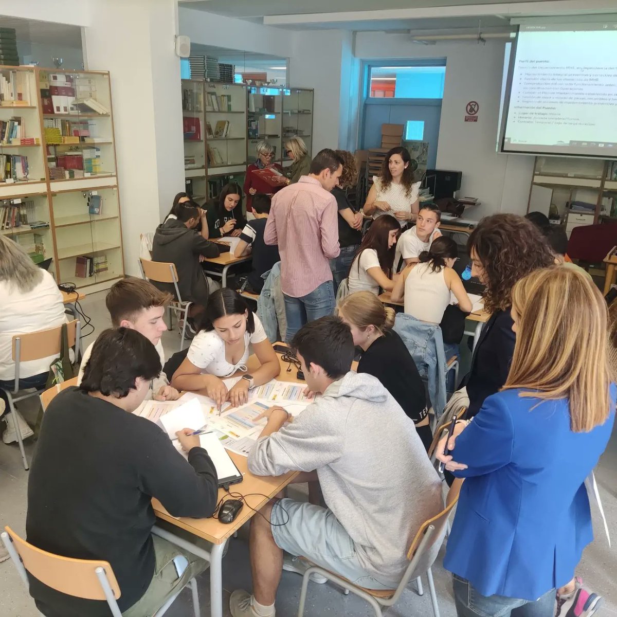 Dept. de FOL de l'IES COTES BAIXES d'Alcoi tweet media