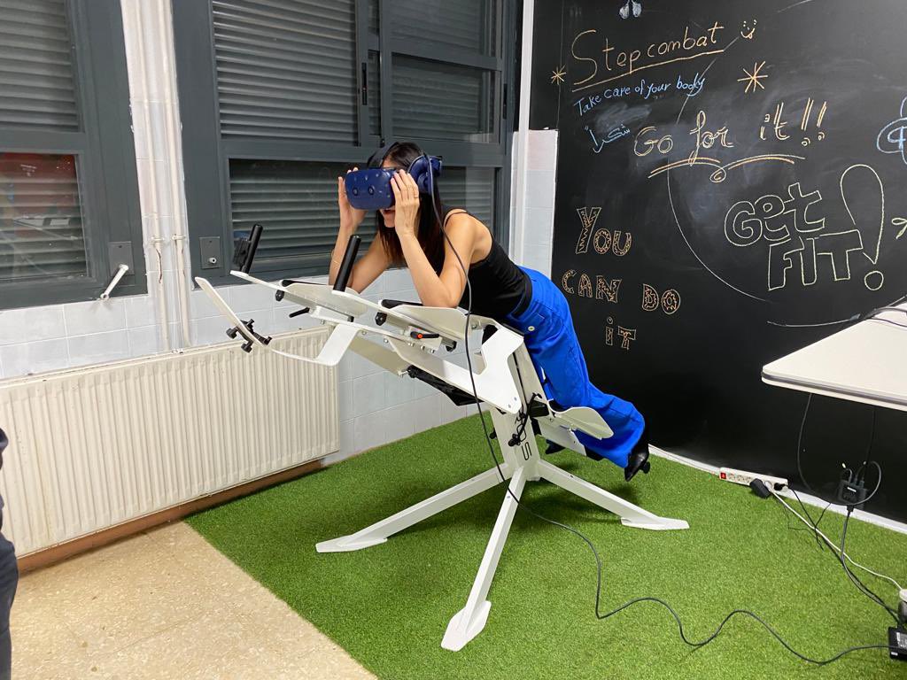 CIDA_gva's tweet photo. 🚀Estupenda Jornada d’inauguració de l’Aula Tecnològica 🥽al l’IES Macià Abela de Crevillent
💻@CIDA_gva de @GVAeducacio 👩🏫present per a fer seguiment de la mateixa✍️
#FPValenciana 💪
#SempreFP
#FPPrimeraOpció https://t.co/tSTDoDvosu
