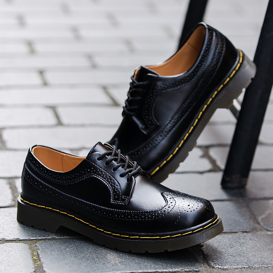 ANSARIDrYo35387's tweet photo. These shoes can accompany you on long journeys and go to many places!They are also stylish and attractive with unique designs that make them perfect for all occasions. https://t.co/W4Xhu1Vx2I