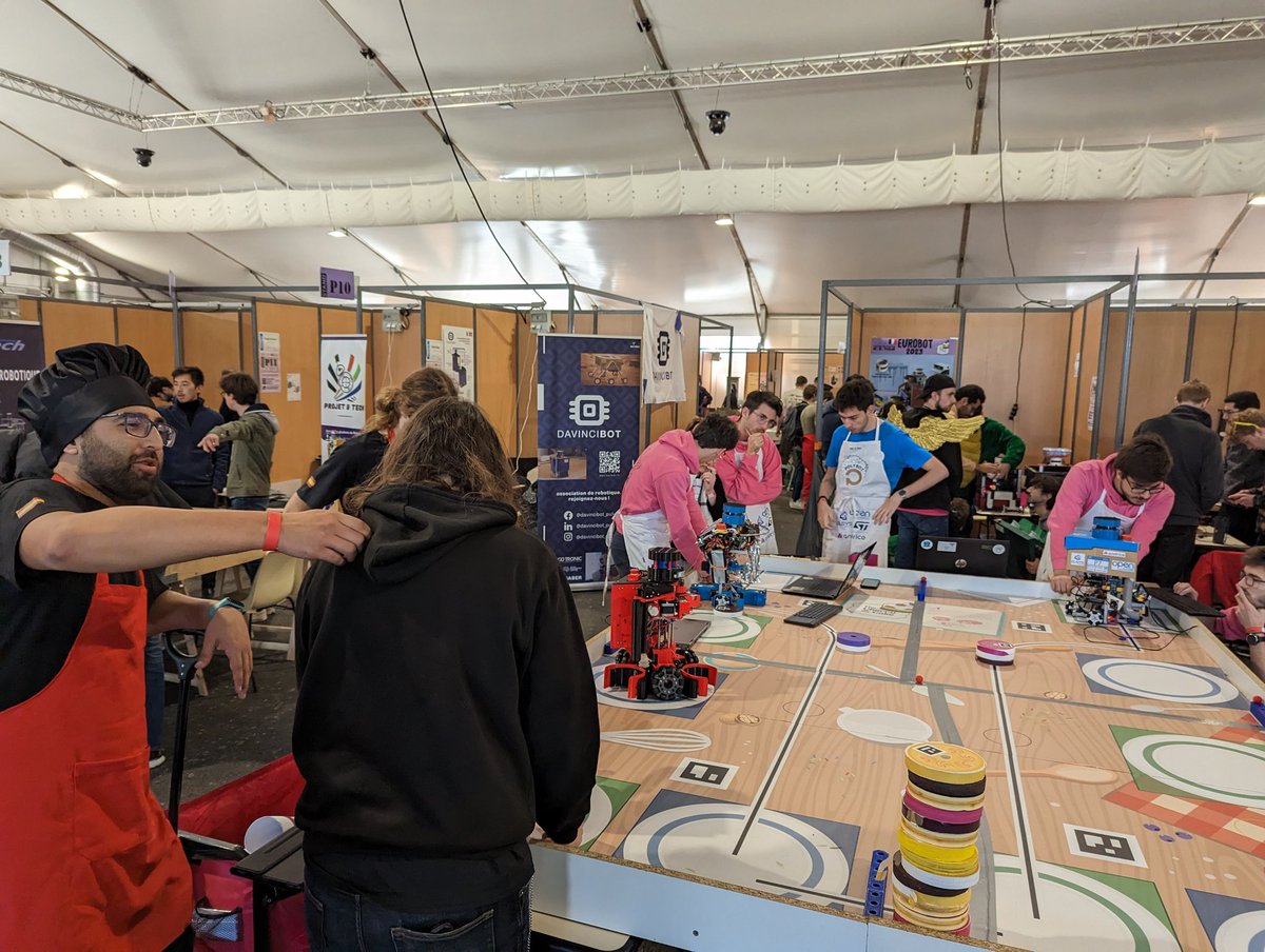 Lot of Chefs to cook software recipes at <a href="/eurobot/">Eurobot</a>