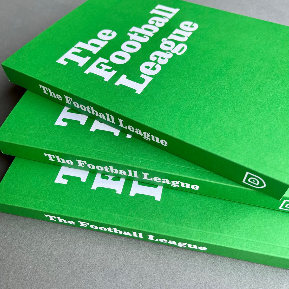 My new books have just arrived! I'll be selling copies of these at the London Football Book Market on Saturday 27th May at the South London Gallery. Come along and be the first to get a signed copy!
⠀
#footballbook #footballleague #thefootballleague