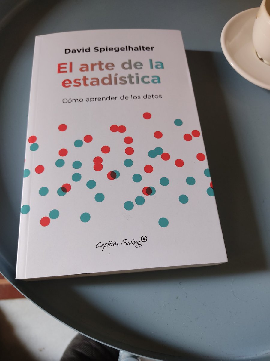 smaccarrone's tweet photo. Hoy me ha llegado un libro que promete ser una buena herramienta para convertir la información en conocimiento. Muchas gracias, @Capitan_Swing por "EL ARTE DE LA ESTADÍSTICA". https://t.co/kZ6FNMSh6g
