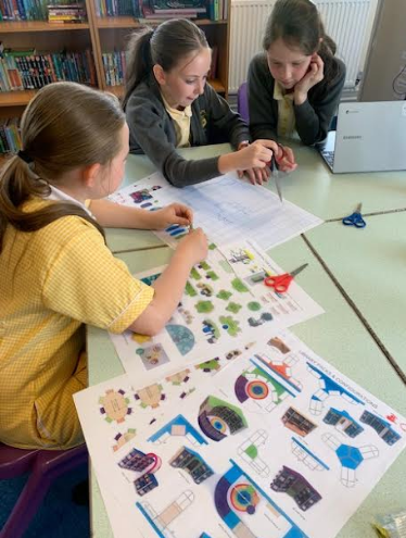 smmjjnr's tweet image. 6AC are currently busy working on designs to help us create our new school library. The children are using scaled drawings with other maths skills creatively. 
Let's just hope they can stick to the budget! #mathsinlife #watchthisspace #readingforpleasure