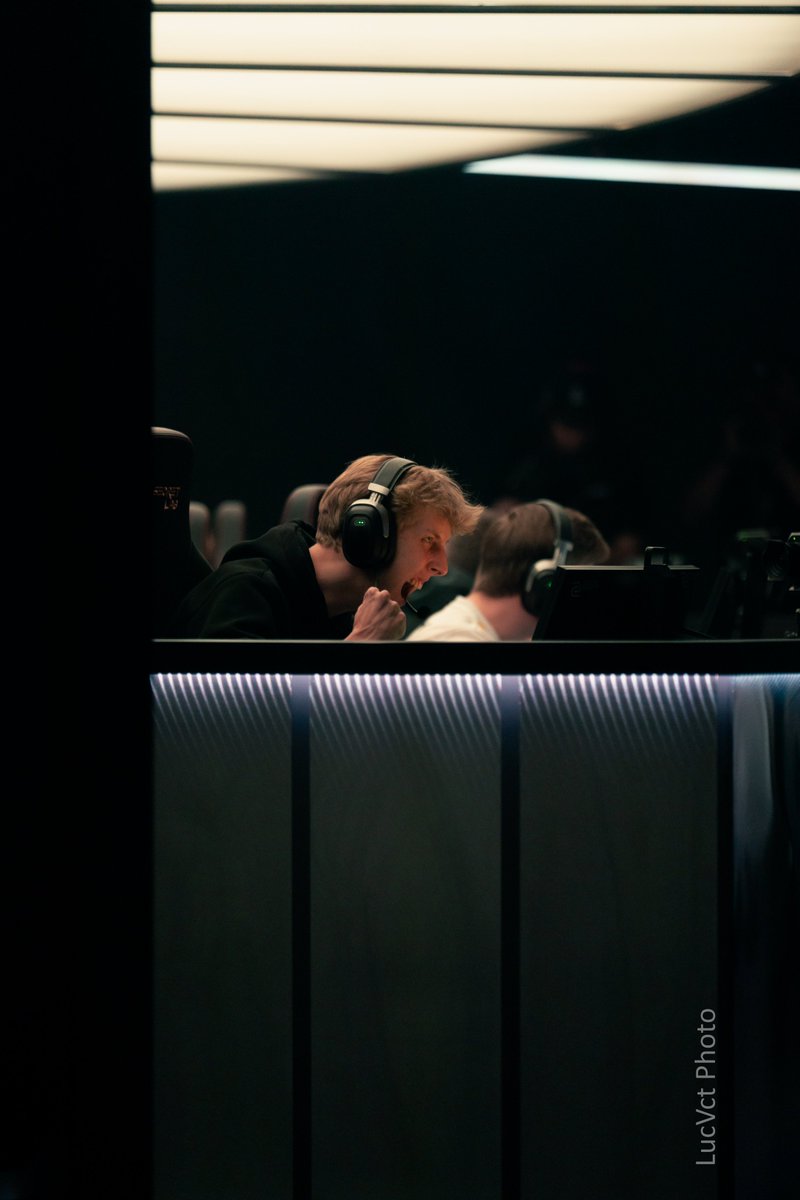 LucvctPhoto's tweet photo. Paris @BLASTtv Major - Day 1 https://t.co/euCJBnJeDw