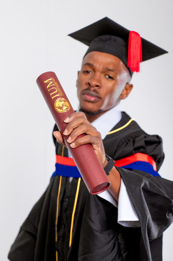 Top_Cheri's tweet photo. Congratulations to my Nghelo @manxebe … ❤️❤️🙏🏾 https://t.co/AQNVREOaxg