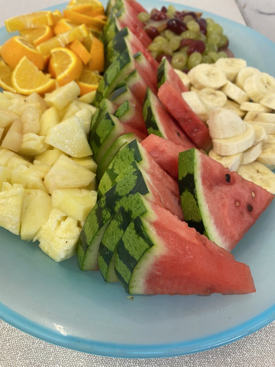 REAch2Eat tweet media