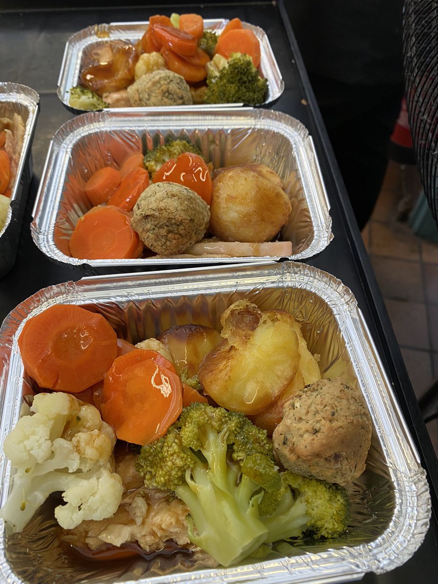 REAch2Eat tweet media