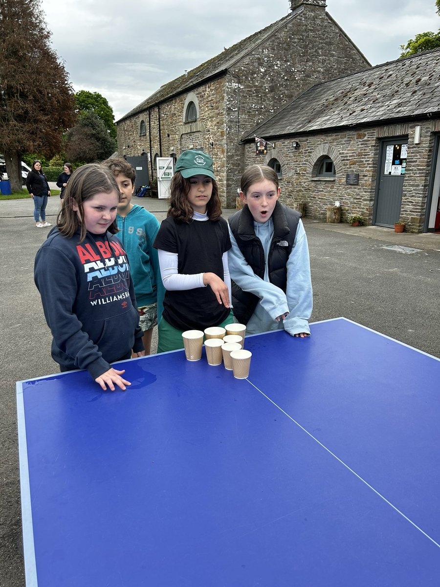 Y5Y6ManorPrep's tweet photo. Final morning for Y6 in wales 🏴󠁧󠁢󠁷󠁬󠁳󠁿… Team Challenge! @manorprep #BringItOn #NearlyHomeTime https://t.co/eq1gtPL3qj