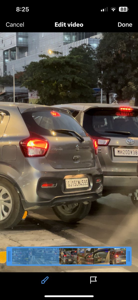 HatimrulzRaja's tweet photo. I understand people jumping lanes on WEH during peak hour traffic but this is an unacceptable behaviour.  

The person in black stopped me so that he could let this car pass by jumping a bridge barrier. https://t.co/oQpid24pHi